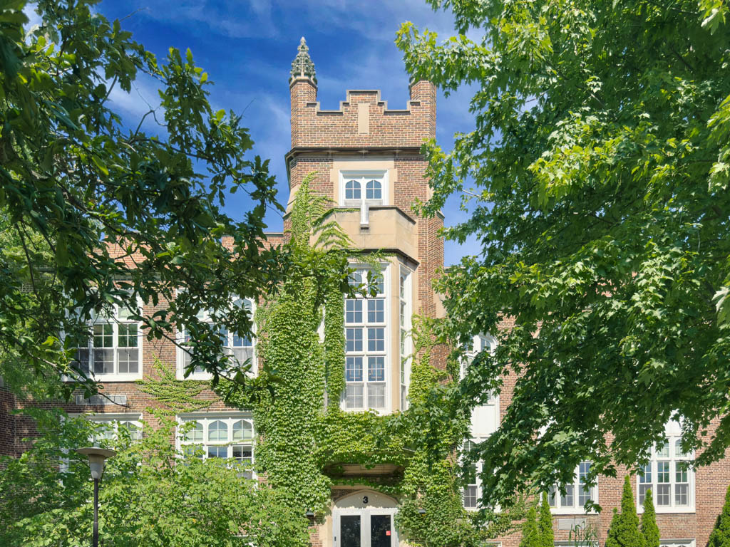 La Grange, Illinois / Cossitt Elementary School