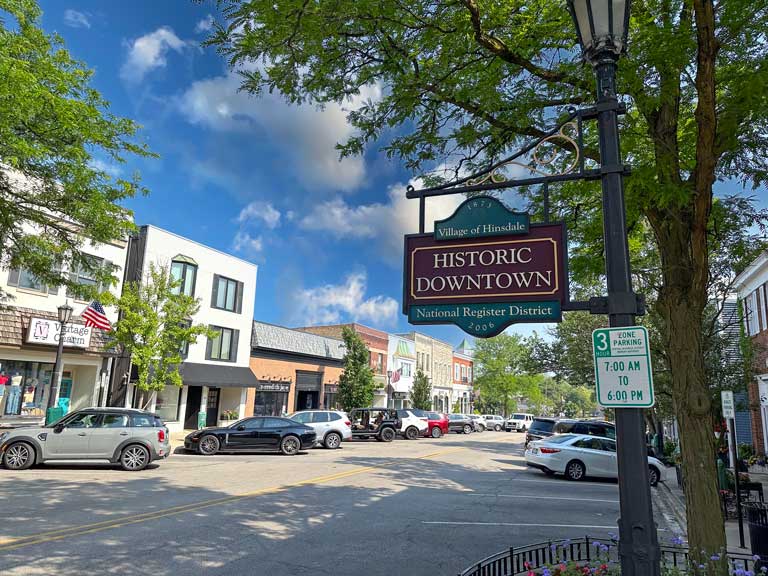 Hinsdale Illinois Business District Hinsdale, Illinois / Business District